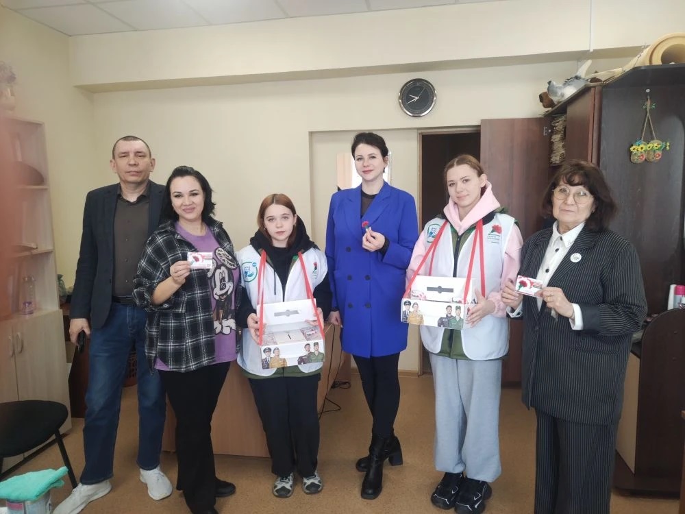 Участие работников Центра культуры с. Ирбейское в акции Красная гвоздика